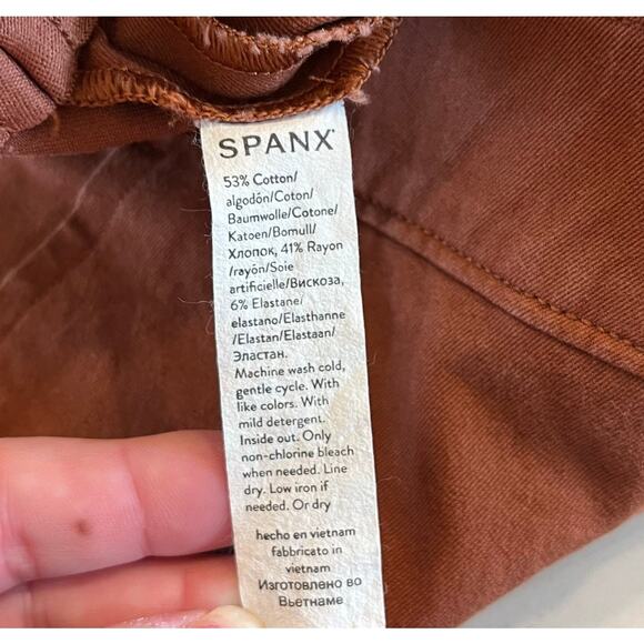 SPANX On-The-Go Ankle Slim Straight Pants in Bronze Glow Size M - Picture 8 of 12
